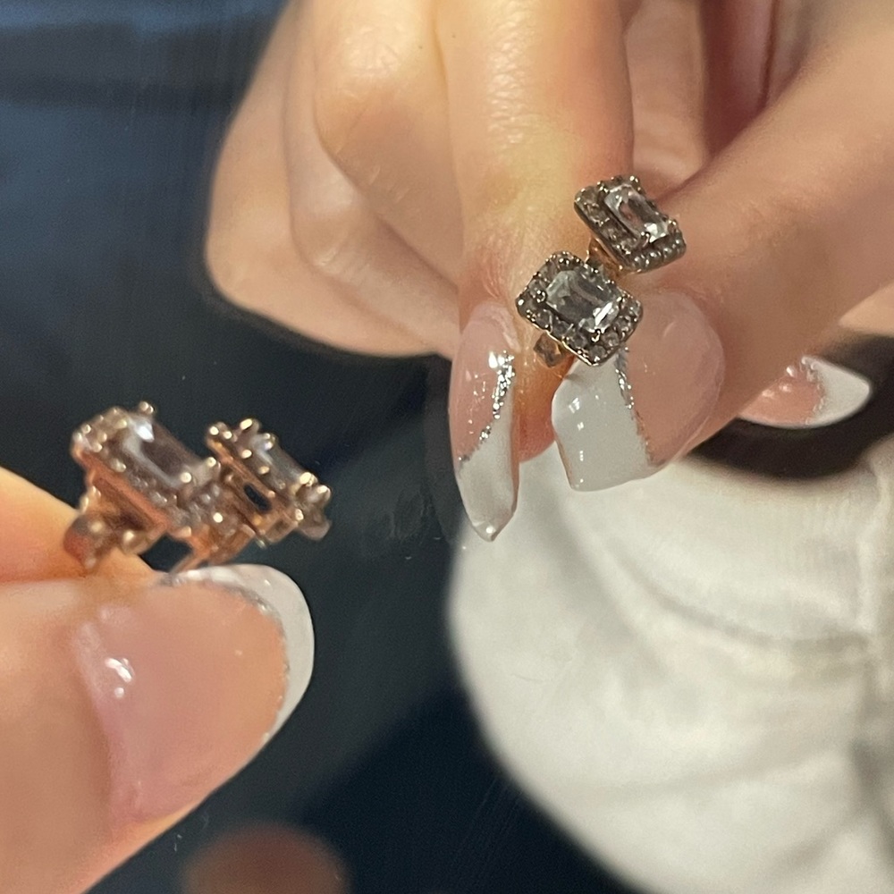 Beautiful cubic zirconia stud earrings